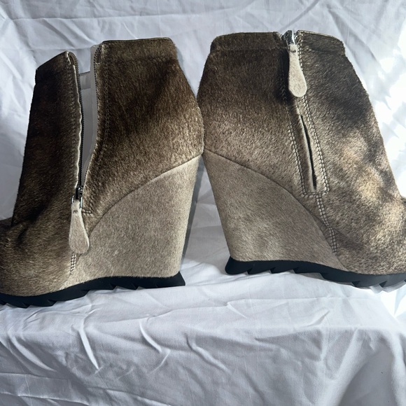 Love these booties! - Picture 6 of 8